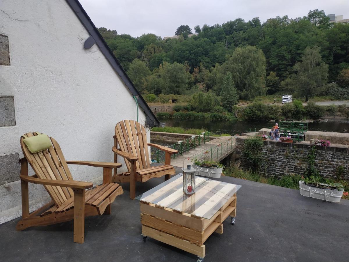 Chambre D'Hotes Dans Maison Eclusiere Bed & Breakfast Hennebont Exterior photo