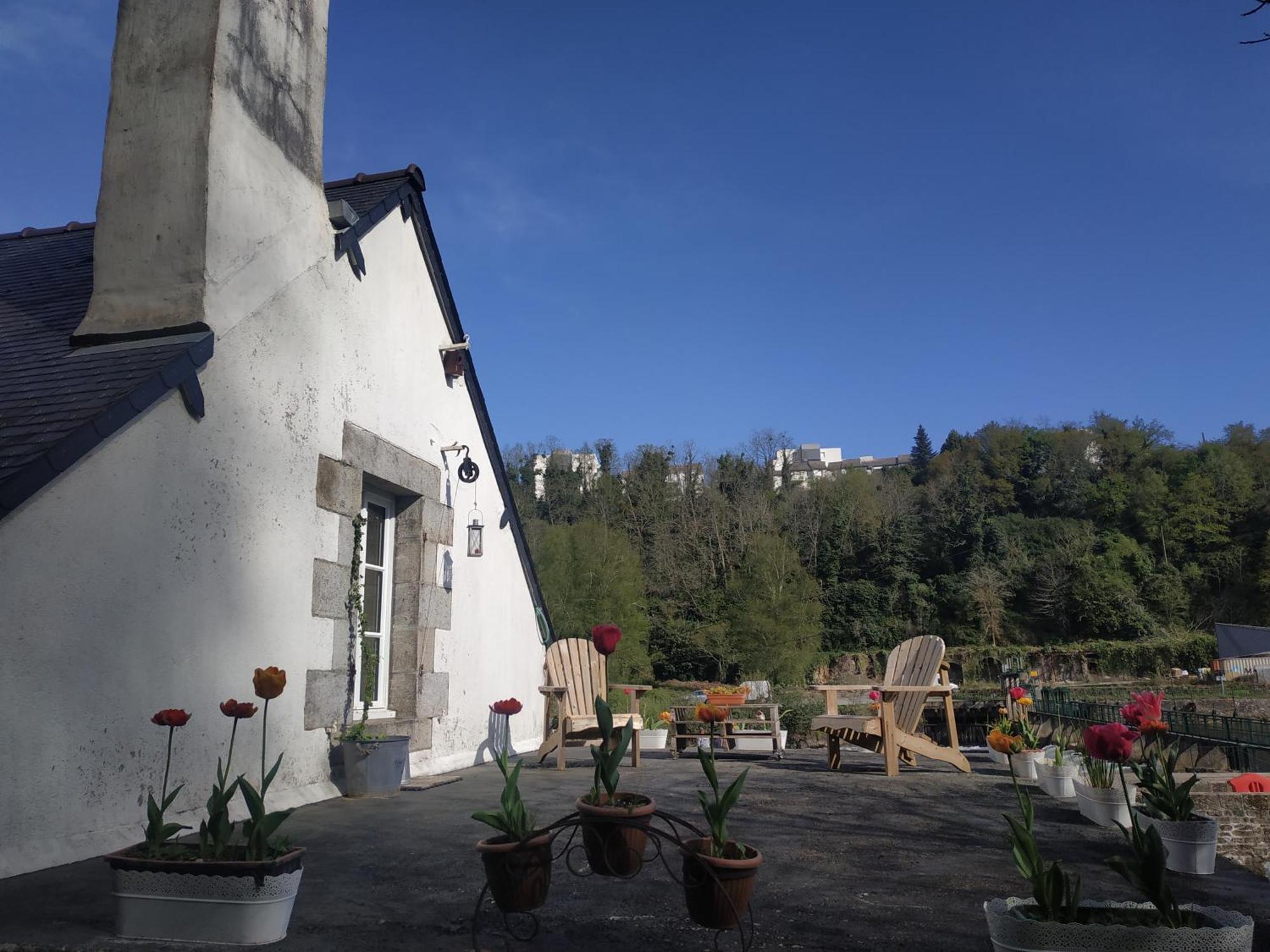 Chambre D'Hotes Dans Maison Eclusiere Bed & Breakfast Hennebont Exterior photo